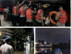 Tim SAR Batalyon C Pelopor Sat Brimob Polda Metro Jaya Laksanakan Patroli dan Bantu Warga Terdampak Banjir di Paku Jaya, Tangsel