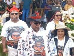 Bupati Jayawijaya Atenius Murip Resmi Menutup Festival Budaya Lembah Baliem ke-33 Tahun 2025