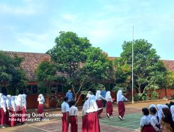 Upacara Bendera Diadakan Rutin Setiap Hari Senin, di SDN Gintung Cilejet 02