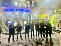 Polsek Taman Sari Patroli Malam Minggu: Tembus Zona Rawan Kejahatan – BPPKB Pinangsia: Kerjasama Kunci Keamanan