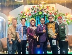 Hujan Rintik Jadi ‘Berkah Penutup’, Ketua FWJI Jakarta Barat Beri Pesan Emosional di Pernikahan Deni (Galang) dan Ida