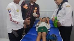 150 Anak Diberikan Sunatan Massal pada Acara Silaturahmi Halal Bihalal Mesjid Almufalah Subang