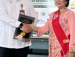 6.000 Perempuan dan Pelajar Berkebaya Pecahkan Rekor MURI Lewat Gerakan Bersih Sungai dan Pembuatan Eco Enzyme
