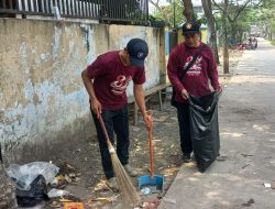 Bukan Hanya Menyukseskan Acara, Karang Taruna Kenanga Jaga Kebersihan Demi Warga